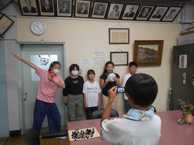撮影した動画を全校に流しました