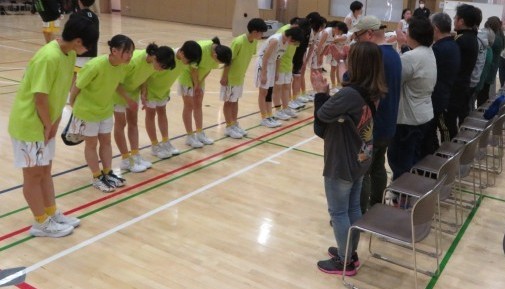 試合後のあいさつ