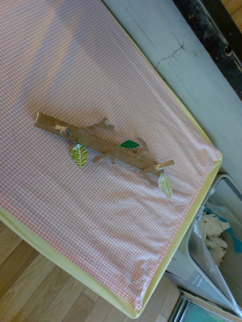 木をイメージしたマグネット