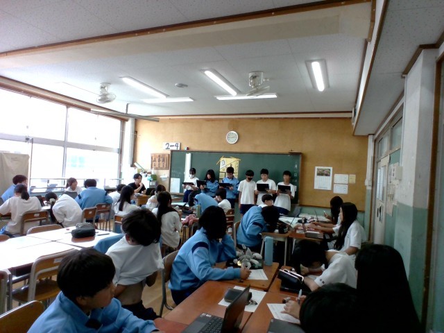 ２年４組