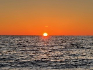 2025(令和７)年１月１日、酒匂海岸から見た「初日の出」