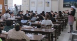 「給食の様子」